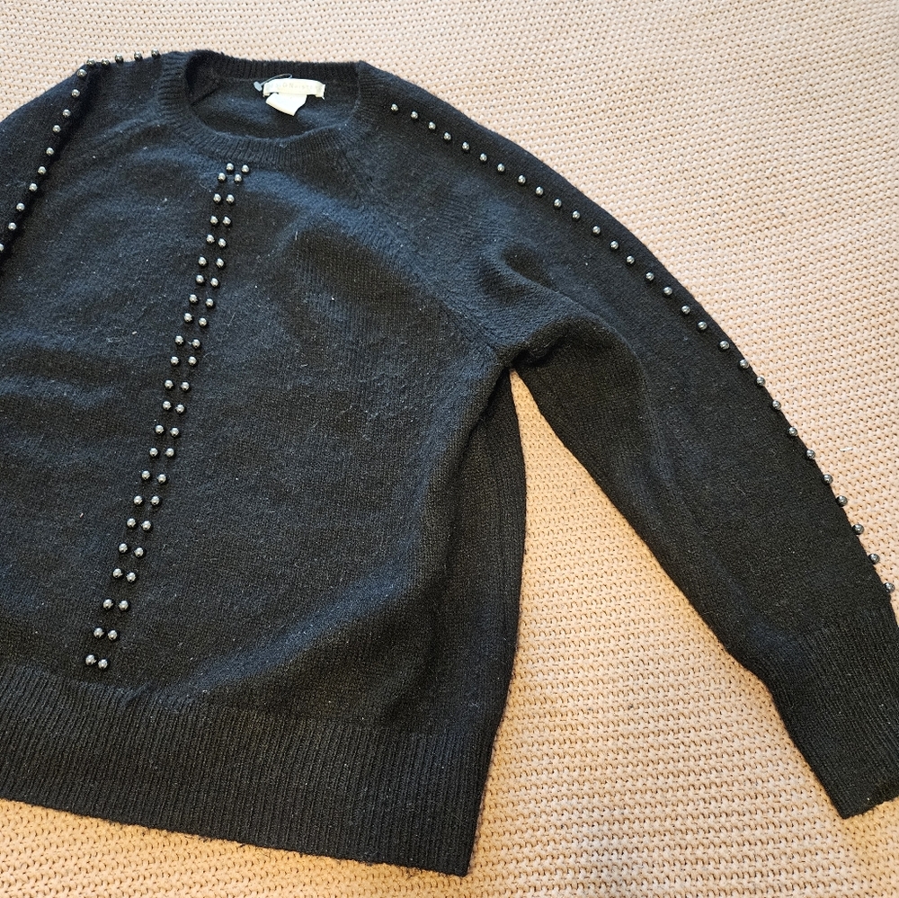 Sweater - Picture 3 of 4